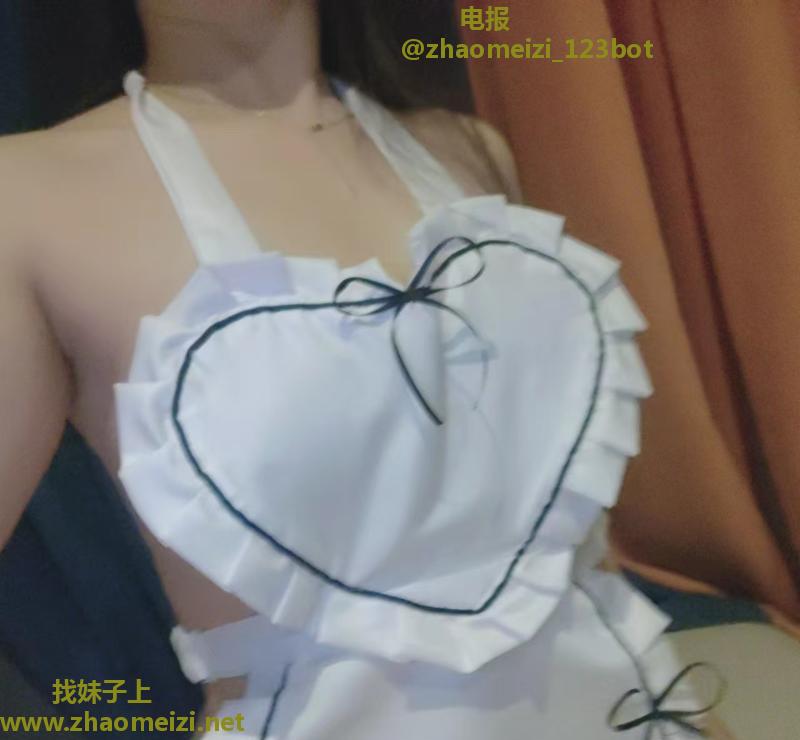 市区风骚小姐姐