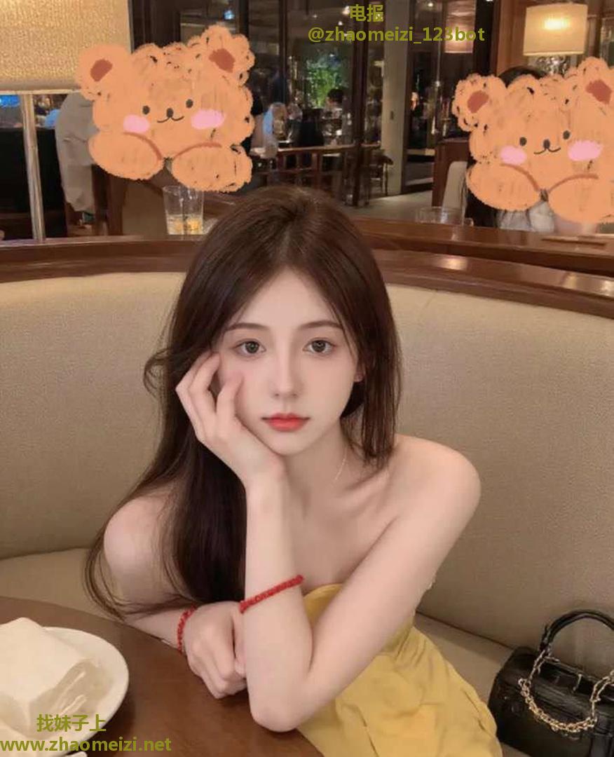 曲江听话反差萌妹