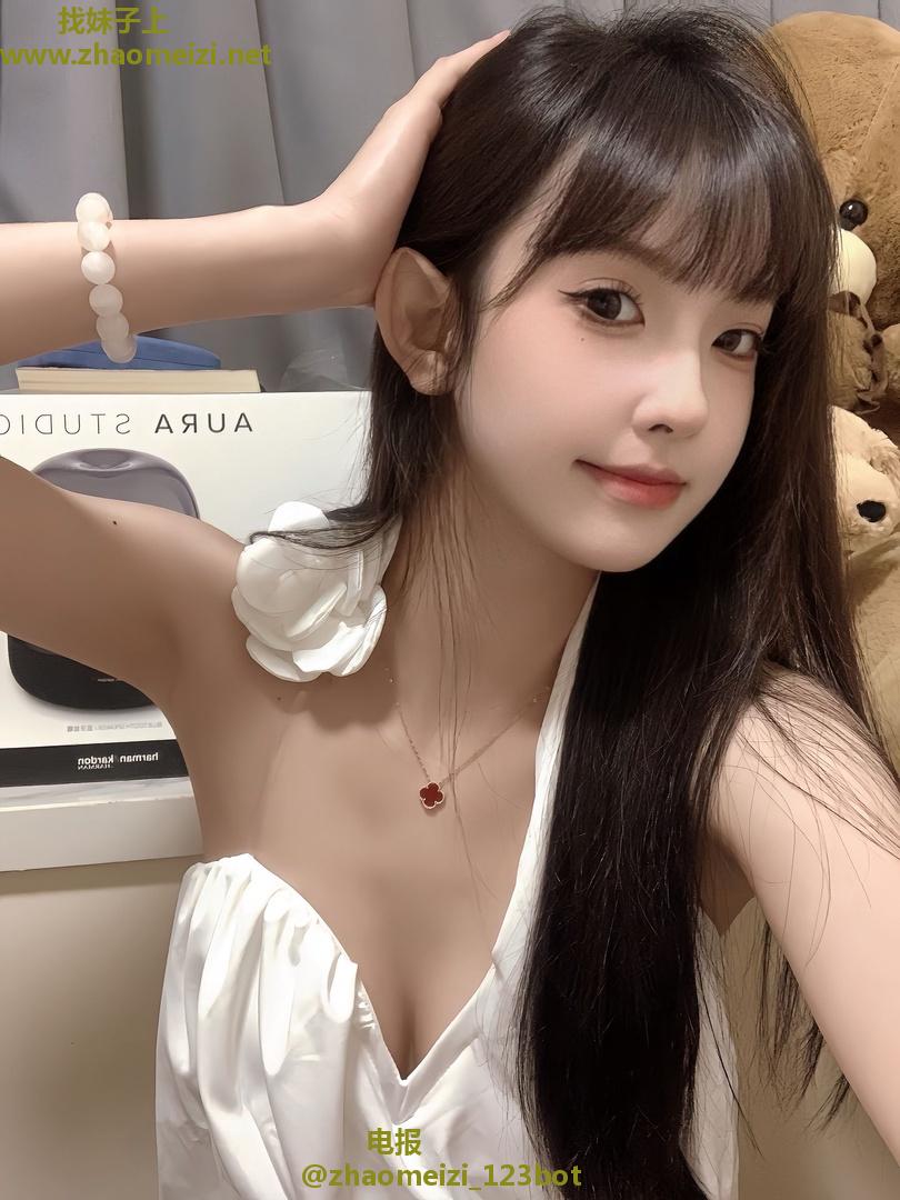 商洛极品美女肤白貌美