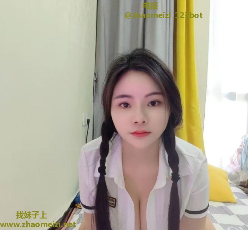 身材丰满李柏朴