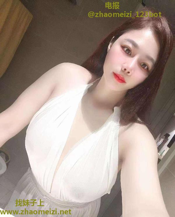 SM三通潮喷女神樱桃