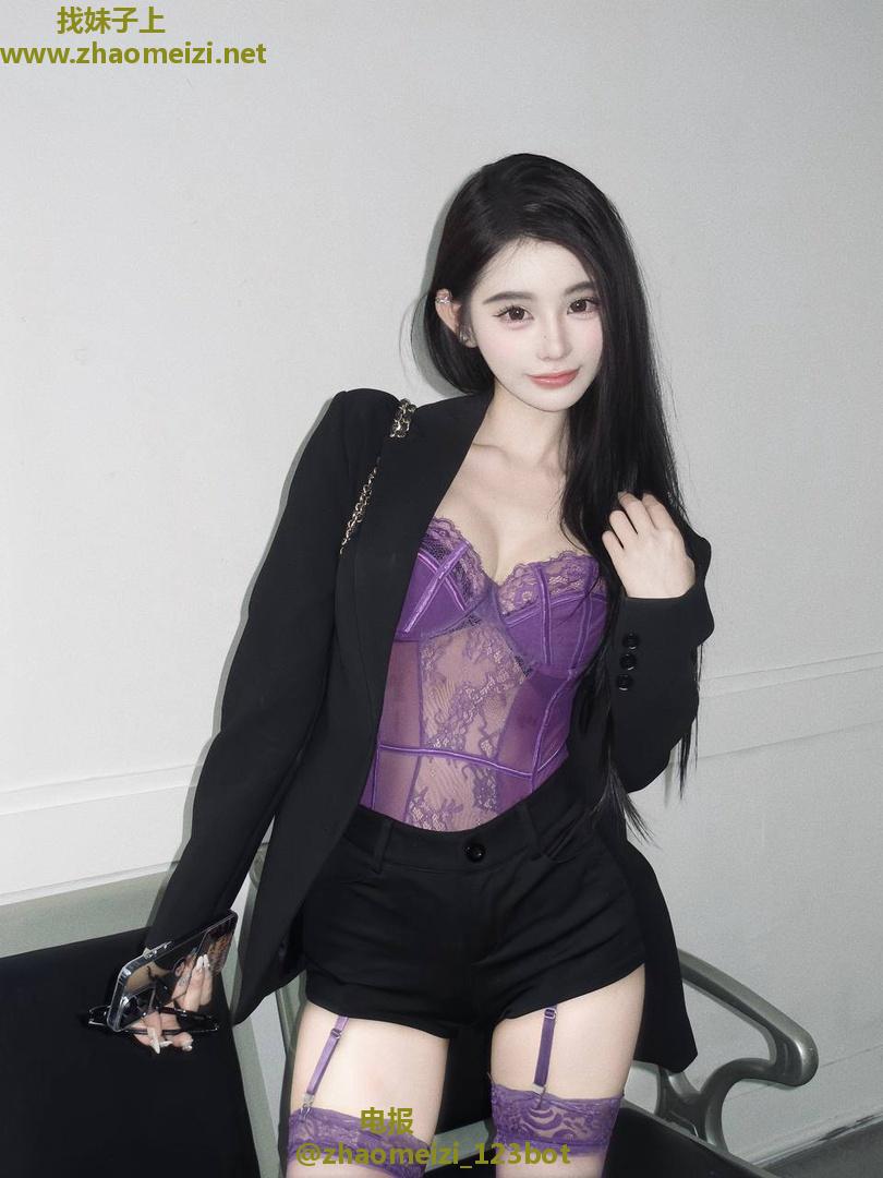 敏感白嫩大奶妹