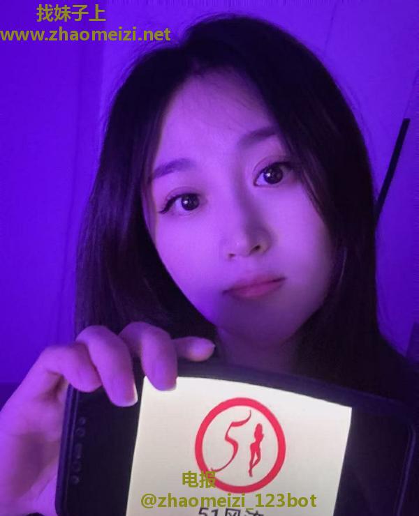 年轻服务系健身妹刘恋