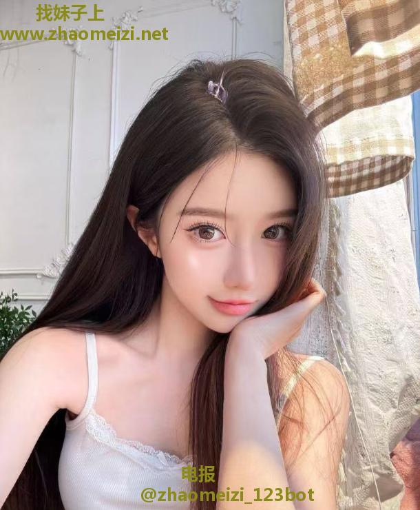 网红款高颜值小妹