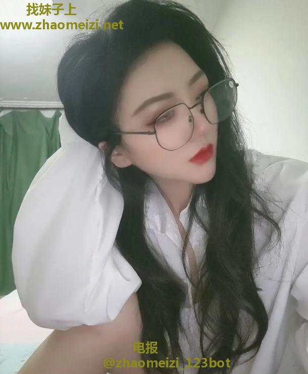 雨花干净制服少妇