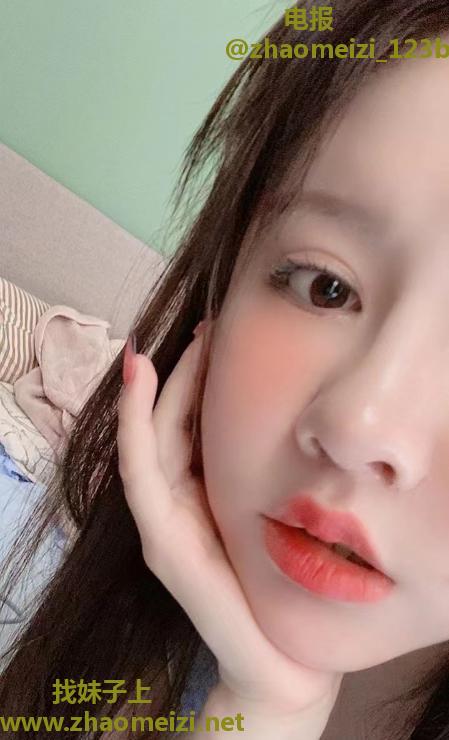 天河萝莉小伊