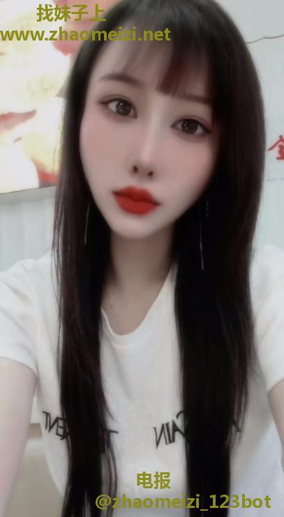 道里甜美小妹子