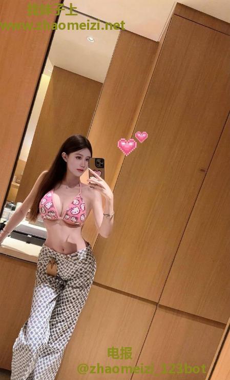 巨乳高挑颜值大蜜蜜