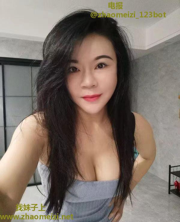 大奶熟女飘雪