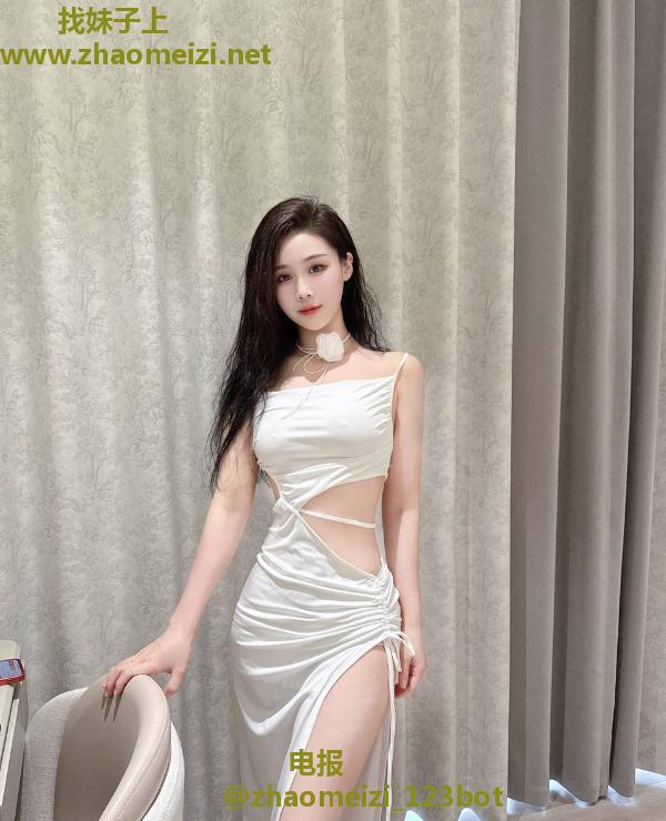 细腰丰臀妖娆萱萱