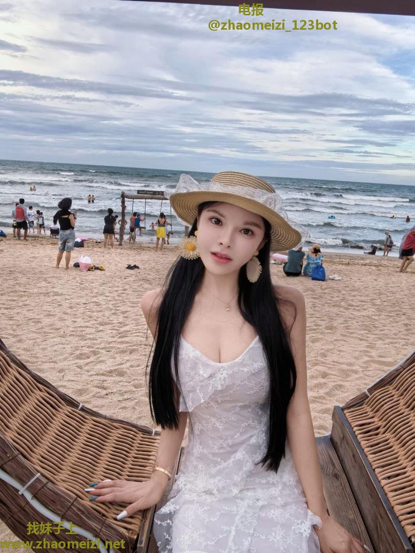 长沙一字马萝莉