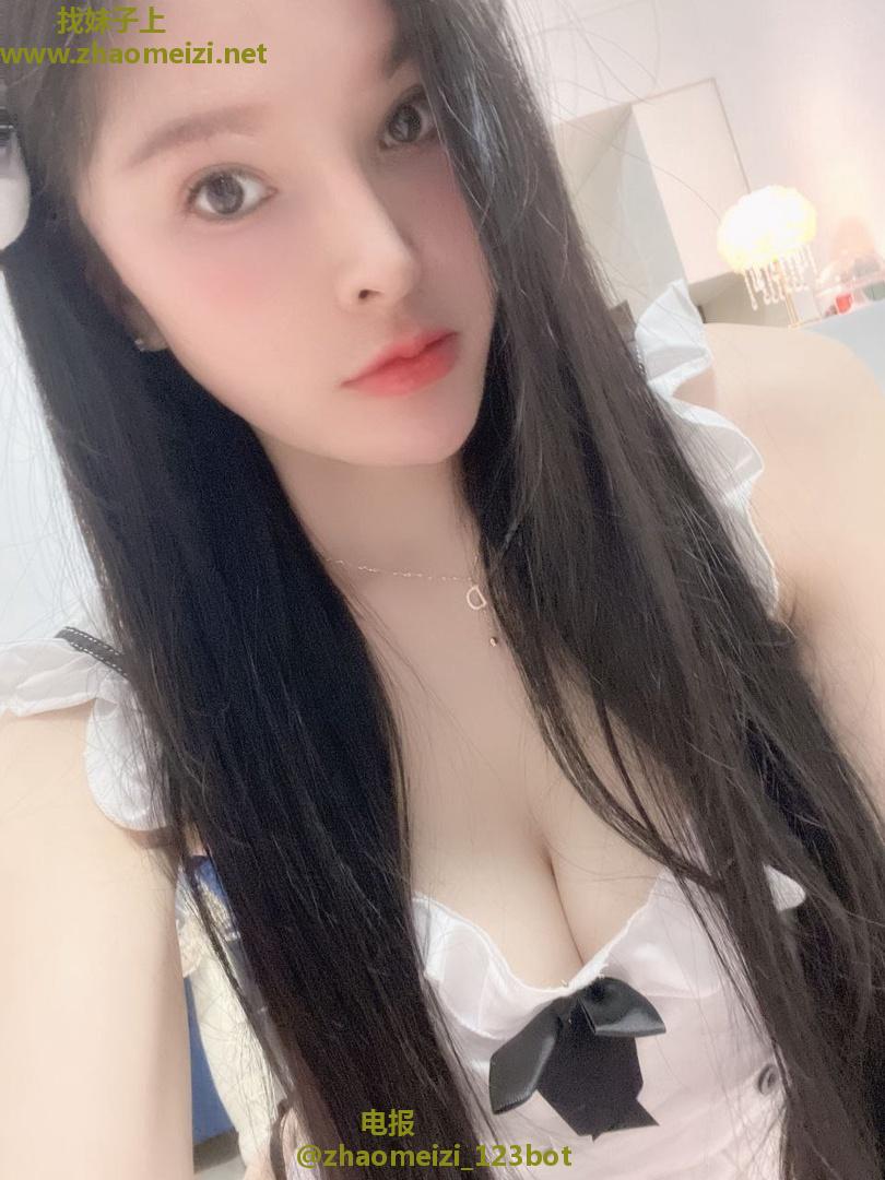 长沙一字马萝莉