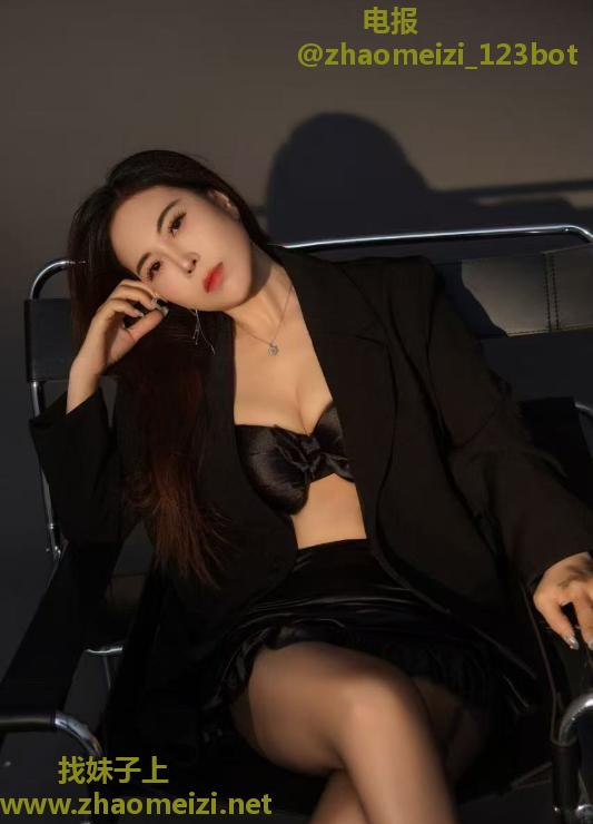 白云邻家姐姐