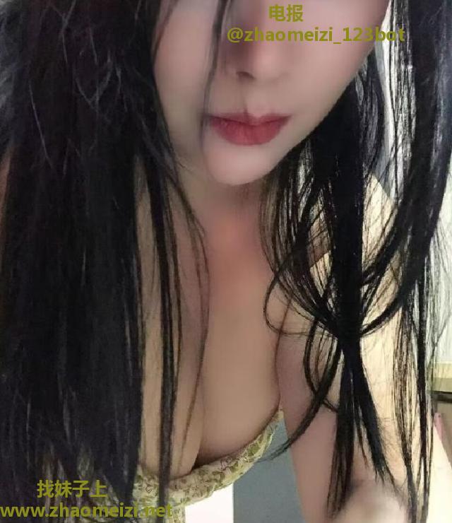 骚妇舌功厉害