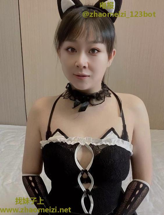 天河小肥臀
