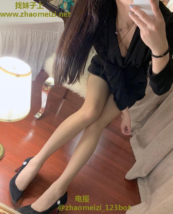 韵味轻熟女老师回归