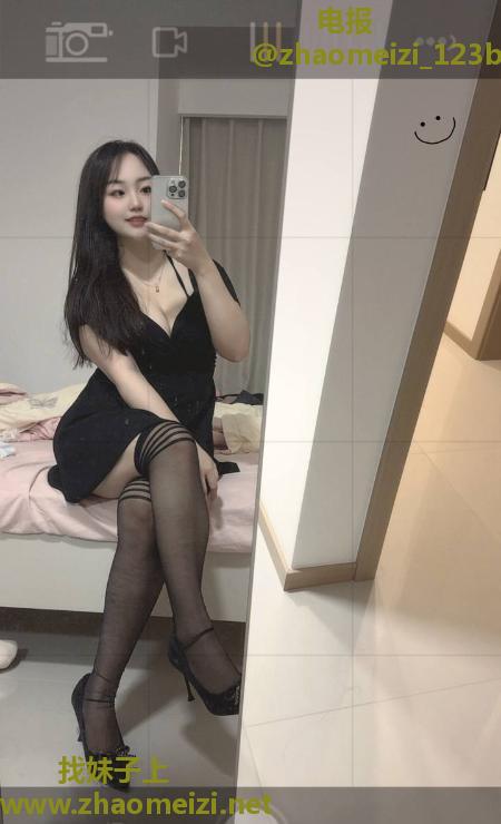 上城纯欲性感大胸美女