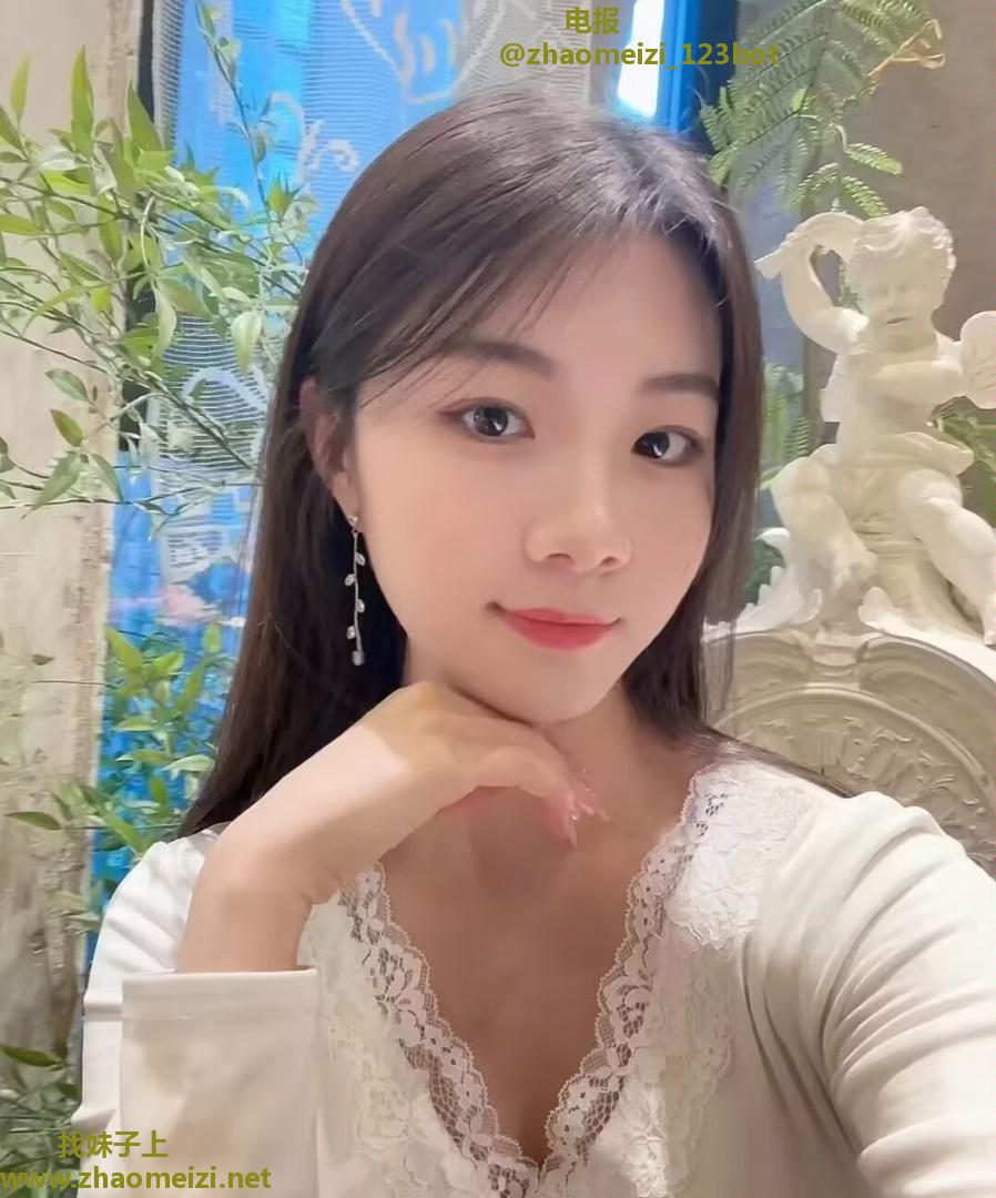 民治清纯美女