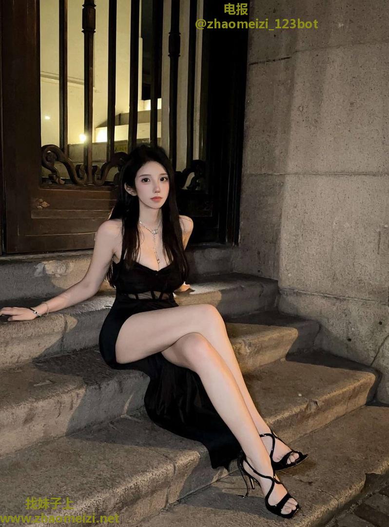 会喷水奶子很大皮肤雪白