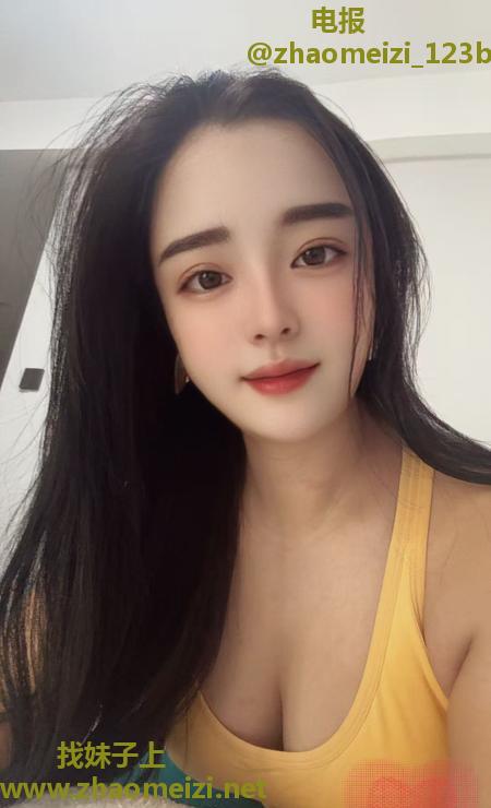 体验瑜伽老师丽莎