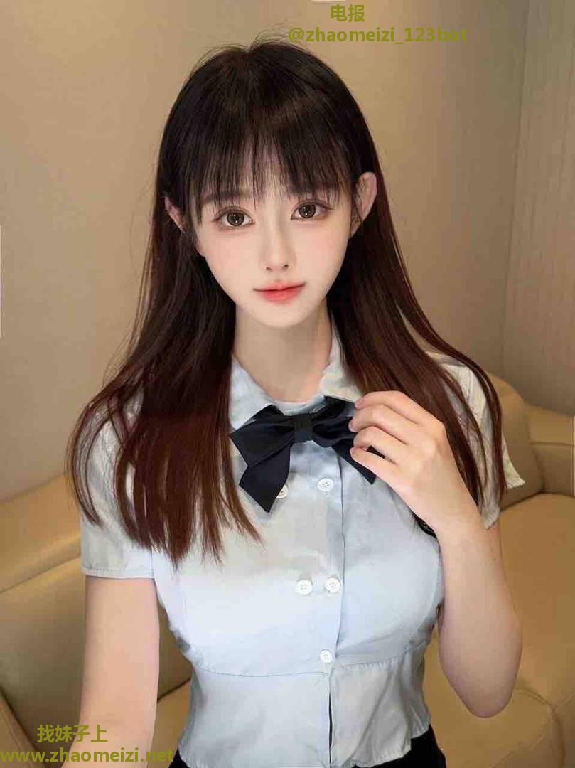jk眼睛骚妹