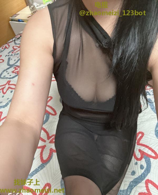 巨骚小少妇