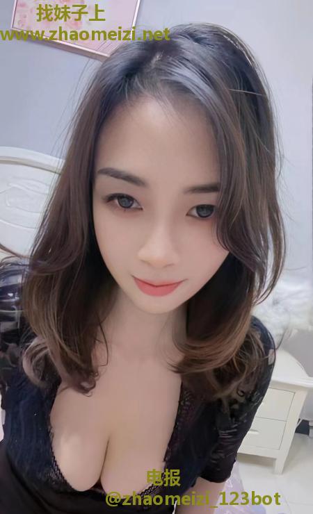 气质黑丝少妇