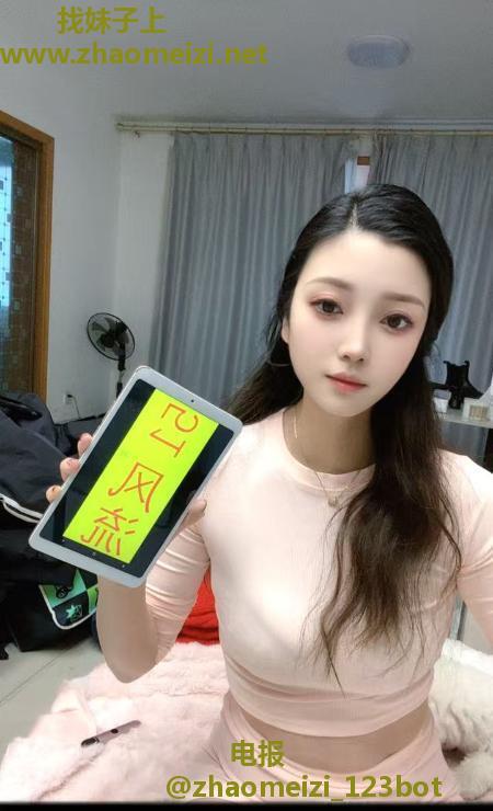 长腿御姐小骚骚