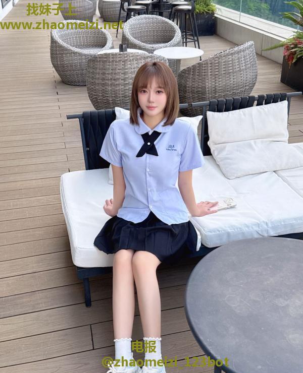 南山清纯小美女安安