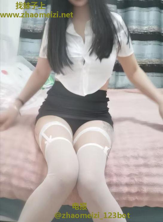 百家湖长腿菲菲