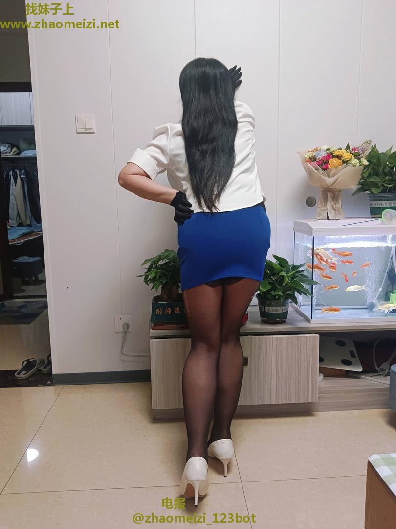 易高朝的香艳少妇