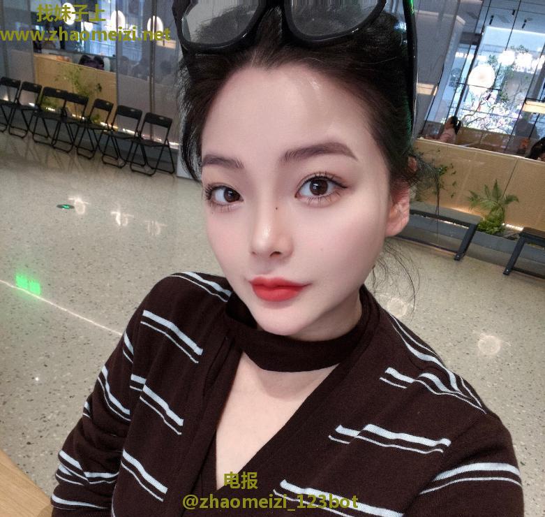虎牙妹文文