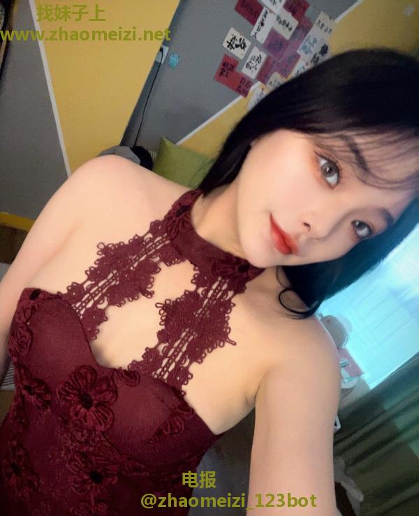 虎牙妹文文