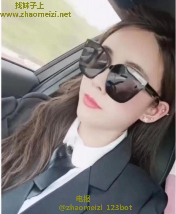 内蒙牛肉干少妇