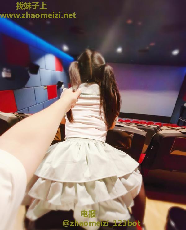 户外女友朵朵酱