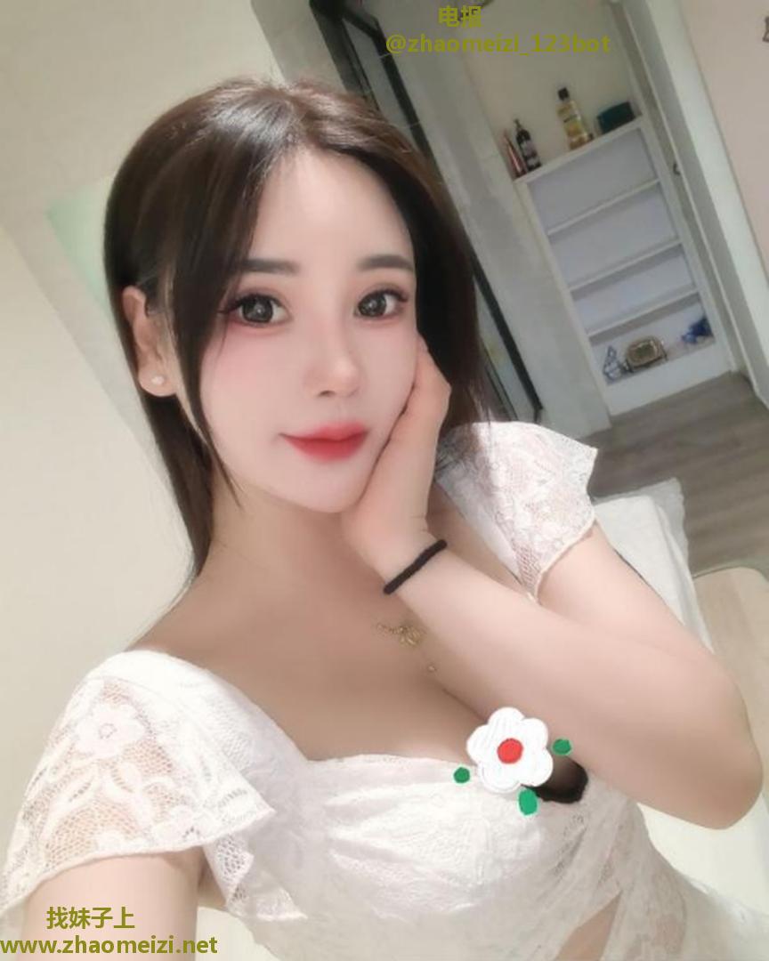 性感诱惑大奶美女