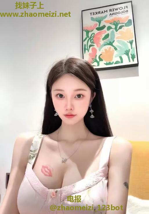 性感S型美女瑜伽教练