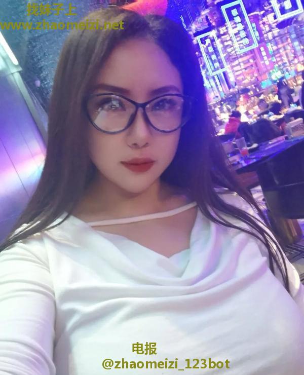 菊乐路大奶莹莹