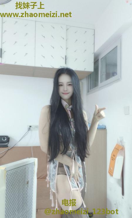 蜀山内射颜值大长腿