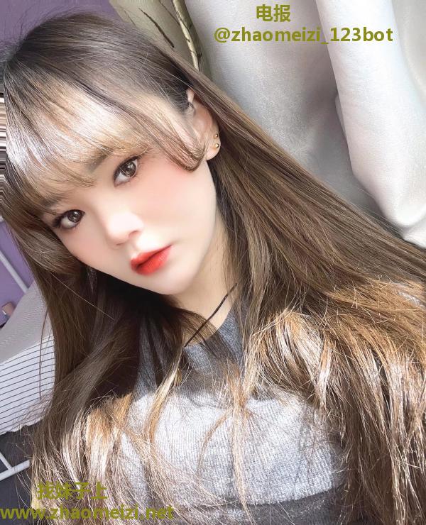 成都粉嫩小师妹