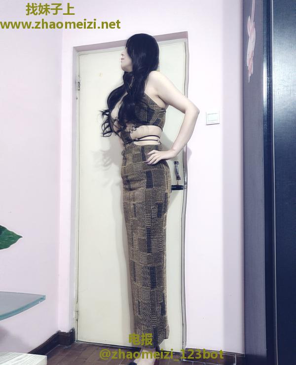 颜值172大长腿妹子