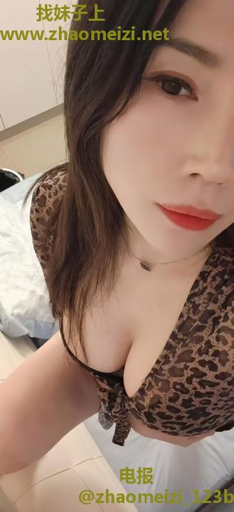 豹纹大奶御姐小梦