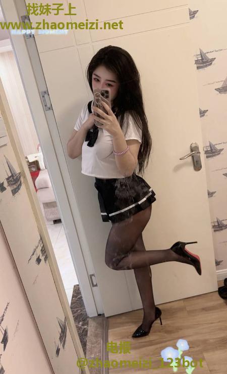 御姐风制服尤物