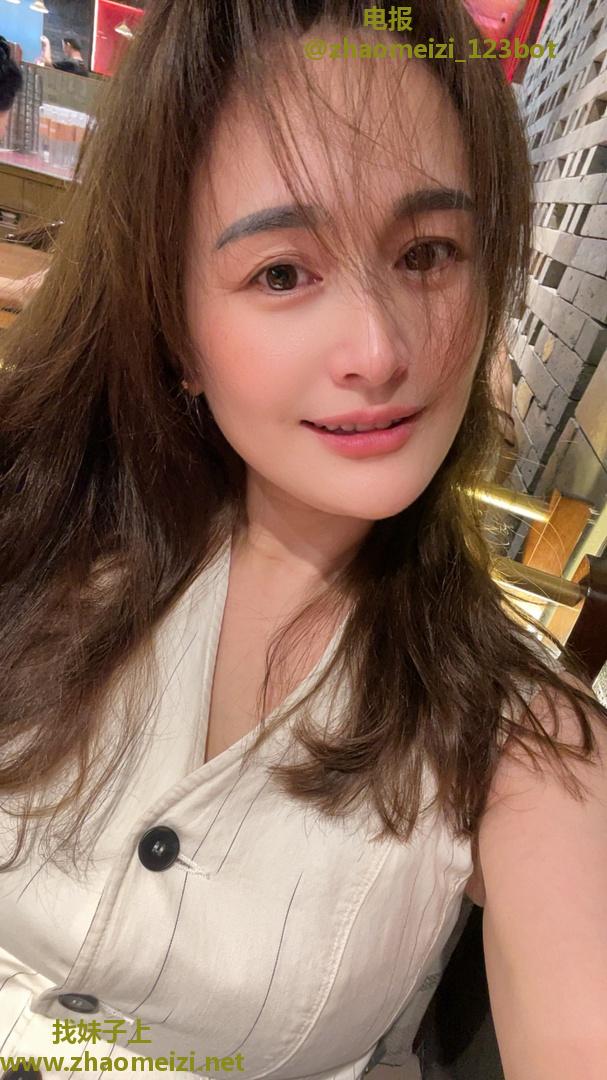 唯美小娇妻的大美肥臀