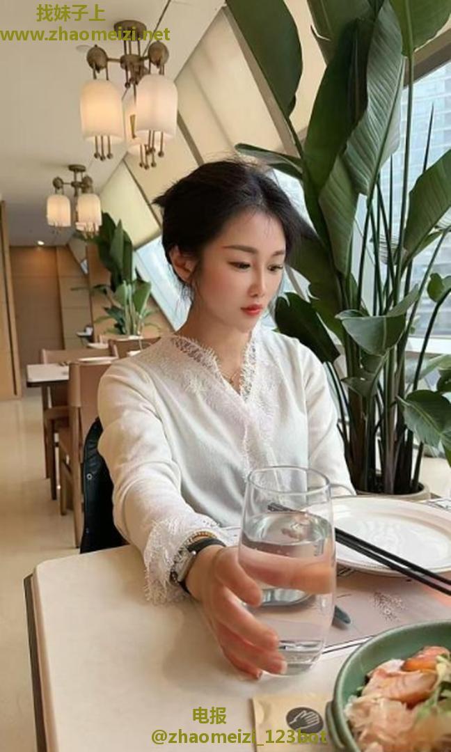 妩媚风情尤物丝袜性感