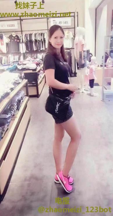 昌岗欧美身材少妇