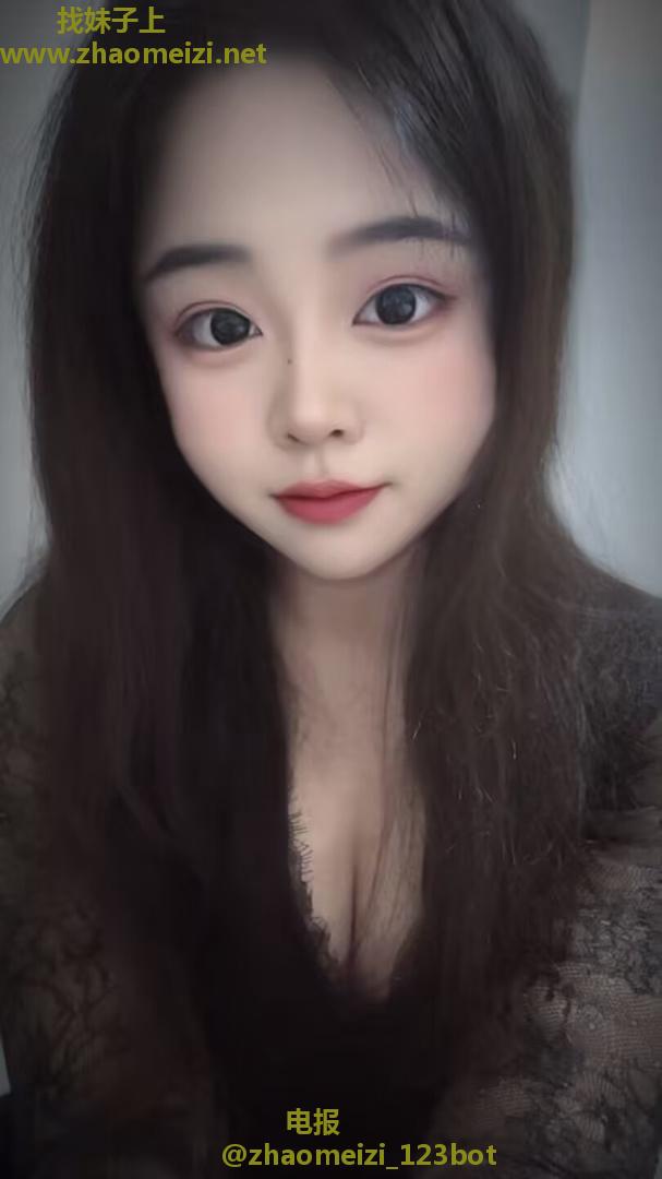 天桥服务型嫩妹