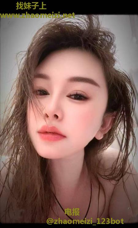 蜜桃臀健身教练咪西儿