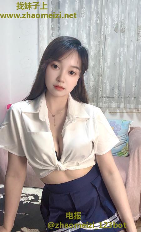 白云制服骚妹