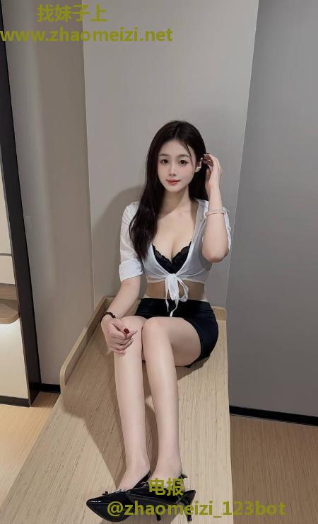天然C杯颜值嫩妹可可